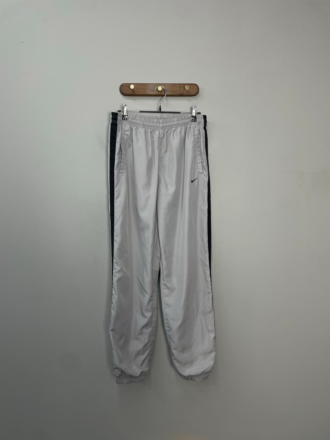 나이키 00s 그레이 스우시 로고 트랙팬츠 H1871 상품이미지2