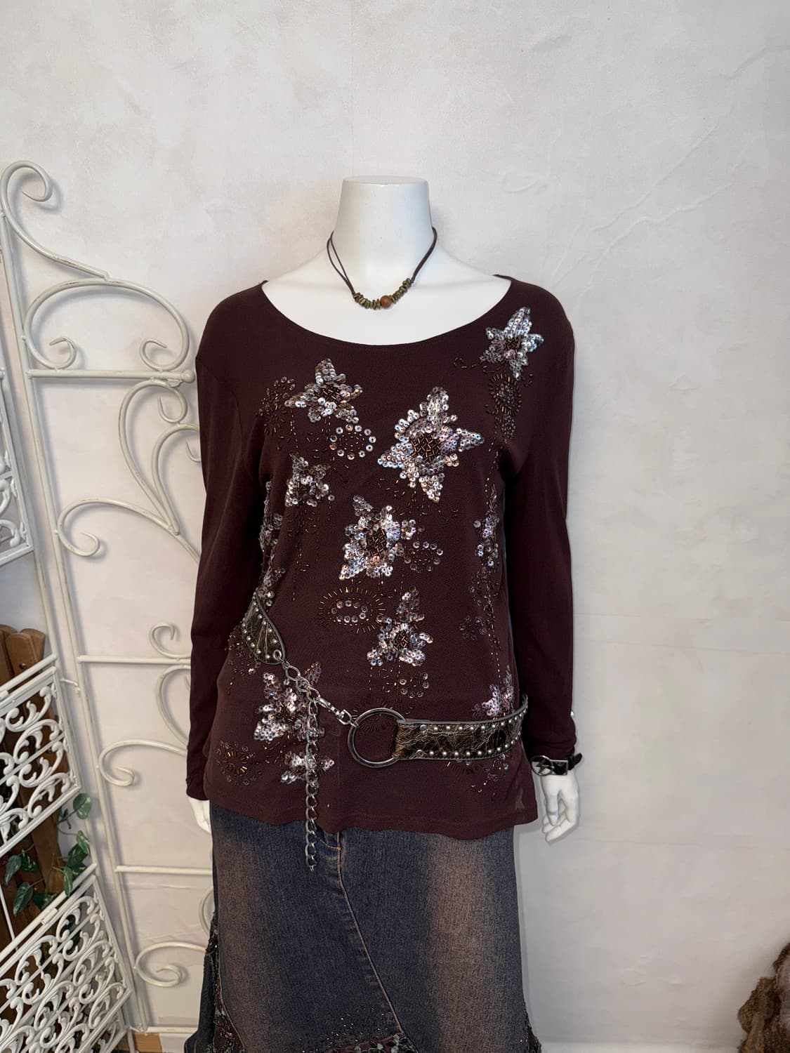 Dark brown fairy spangled flower blouse 상품이미지5