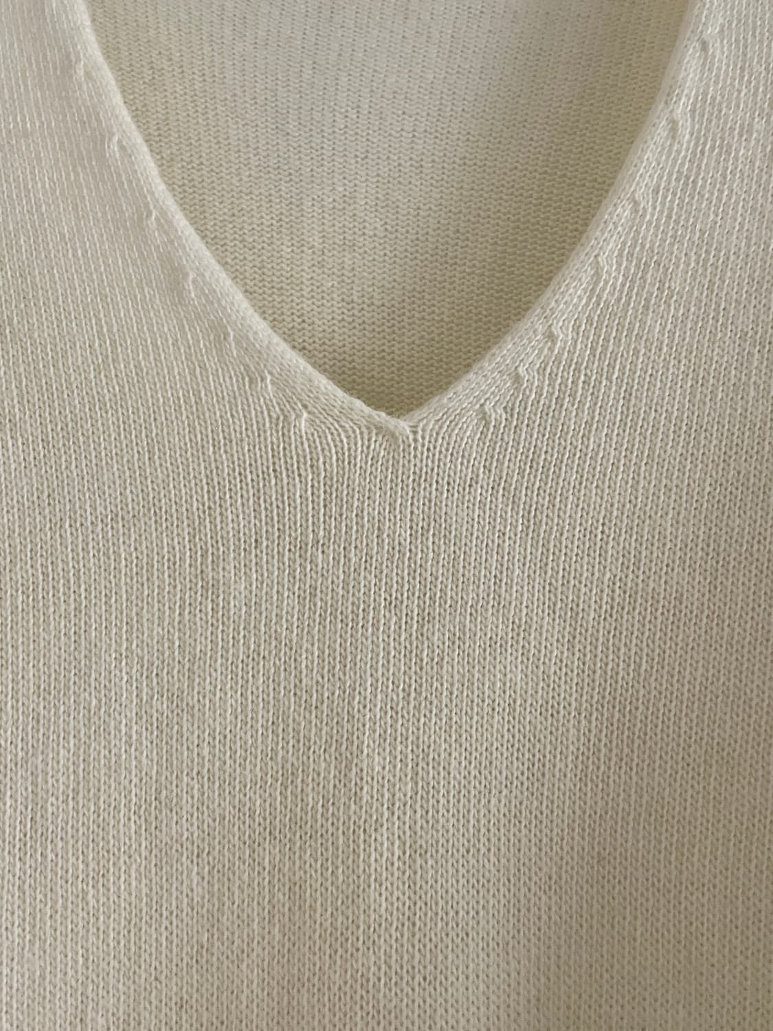 아이보리 브이넥 원피스 상품이미지3