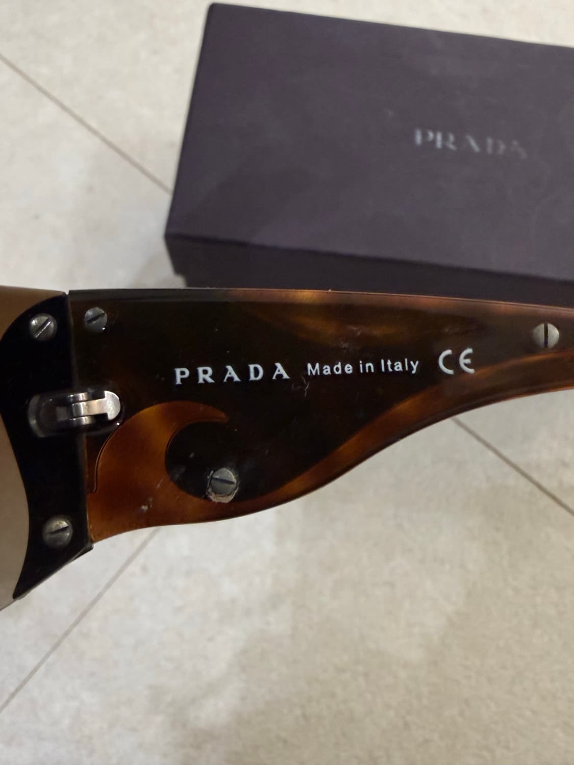 Prada 2004 ss 프라다 아카이브 웨이브 선글라스 상품이미지5