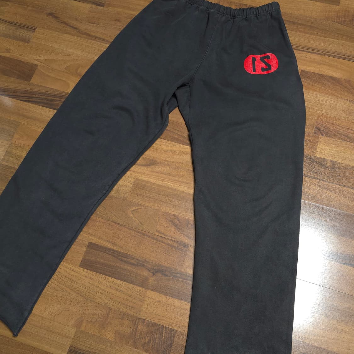 [3]도넛리벤지 21 스웻팬츠 블랙 핑거프레스 상품이미지2