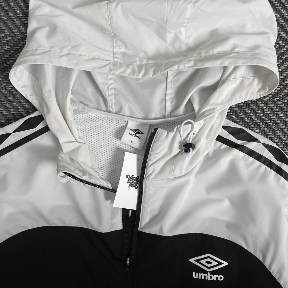 엄브로 멀티로고 빅로고 트랙 우븐 바람막이 o 3388 상품이미지4