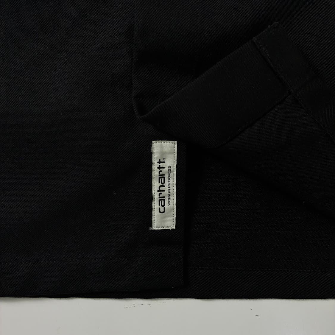 Carhartt  칼하트 WIP 블랙 포켓 반팔 워크 셔츠  상품이미지4