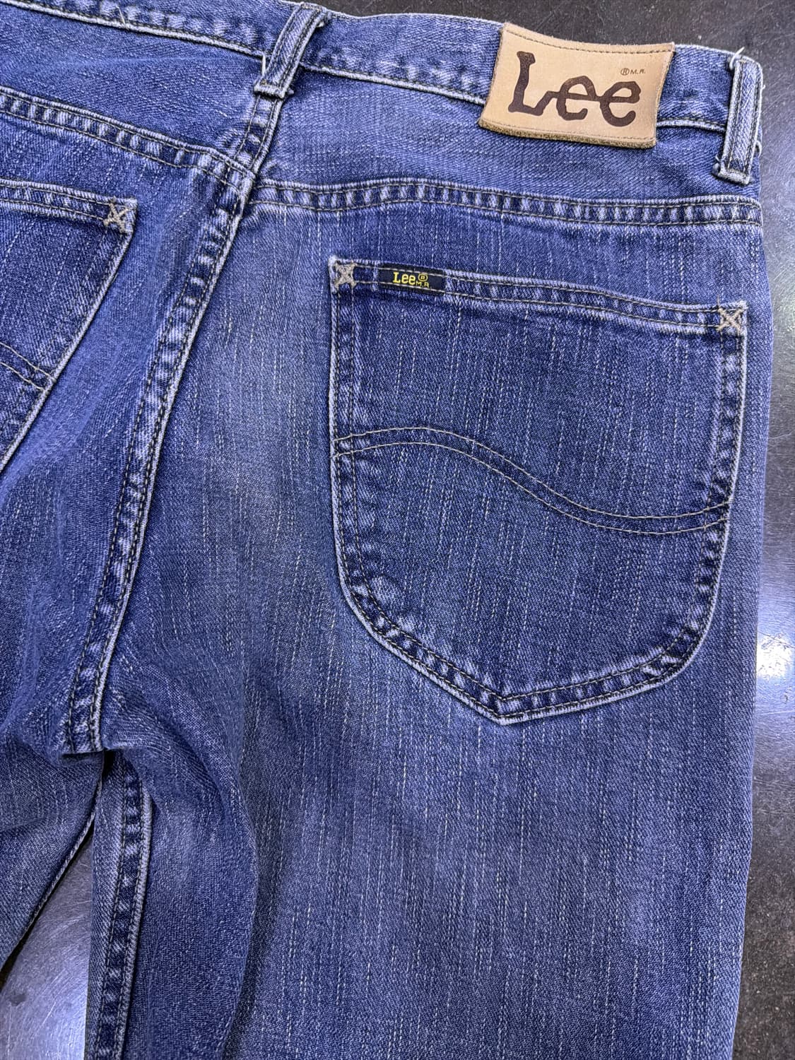 LEE 리 레귤러핏 투톤 워싱 데님팬츠 33 상품이미지8