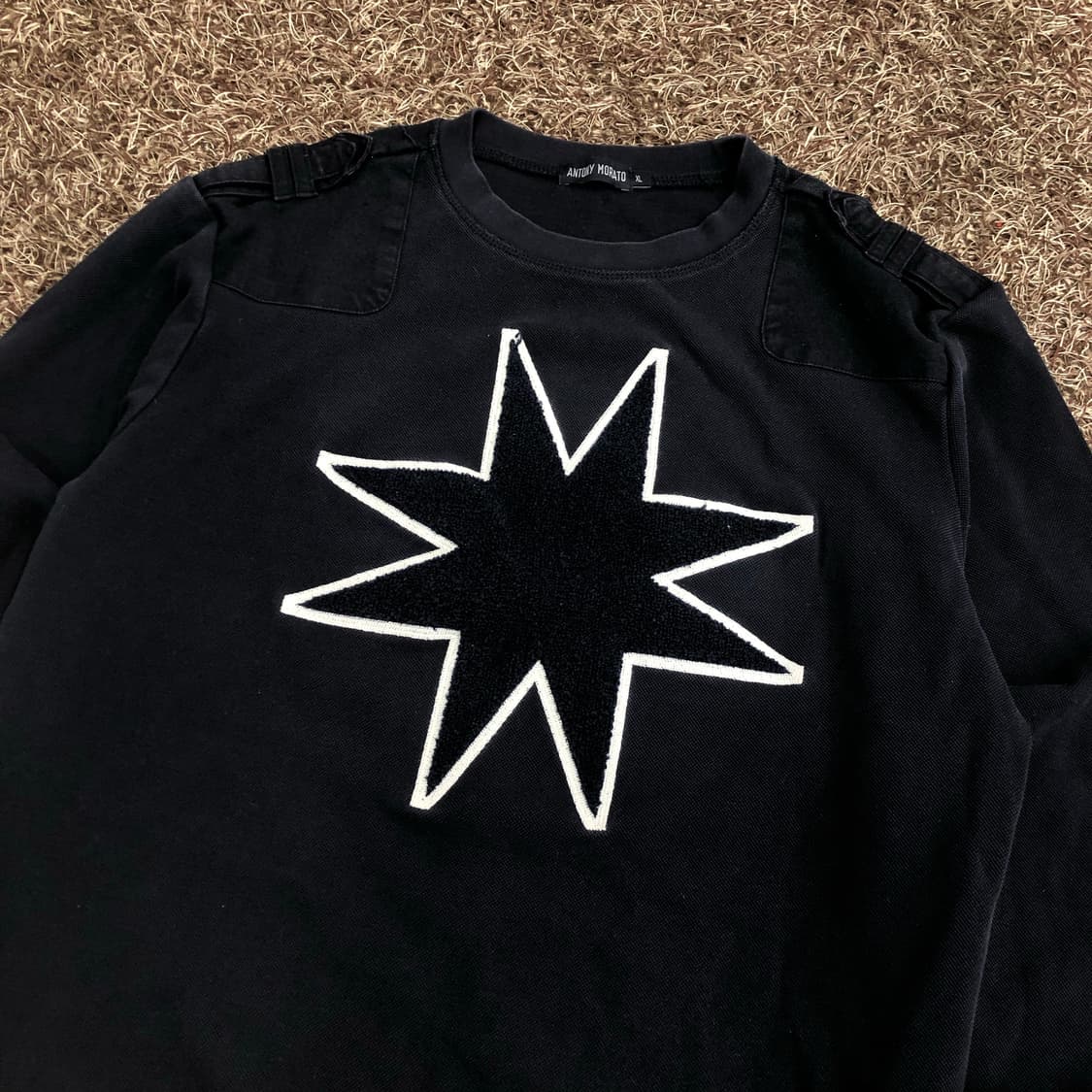 안토니모라토 스타 패치 견장 맨투맨 상품이미지2