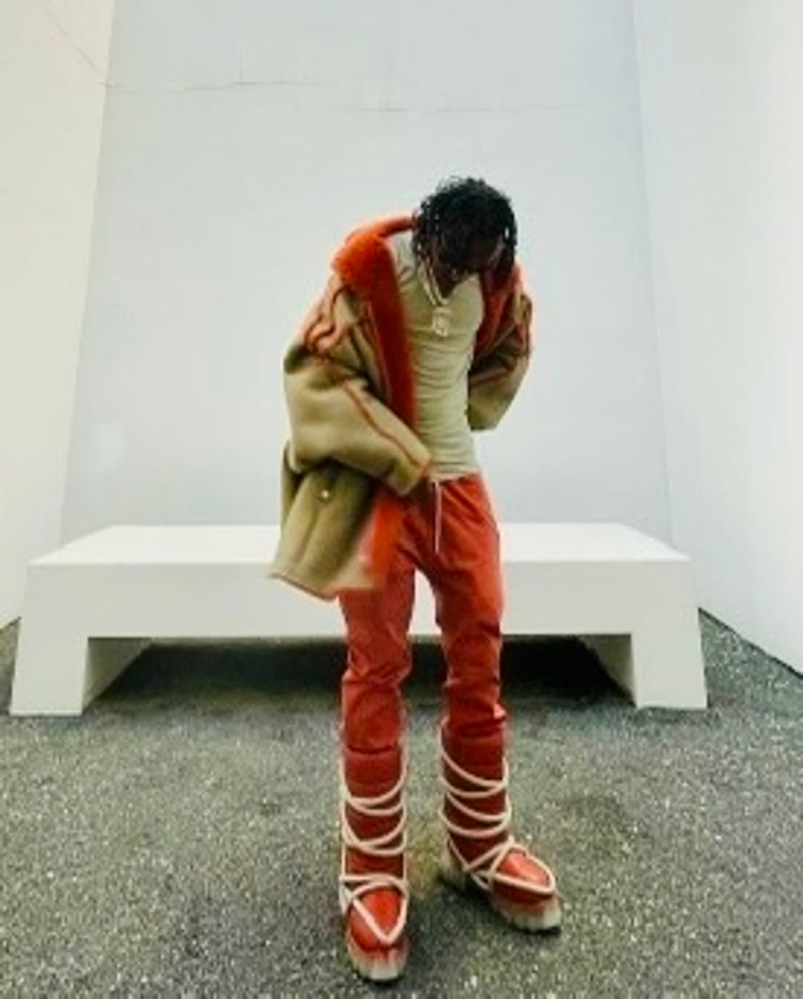 릭오웬스 22FW 루나 패딩 부츠 오렌지 44사이즈 상품이미지1