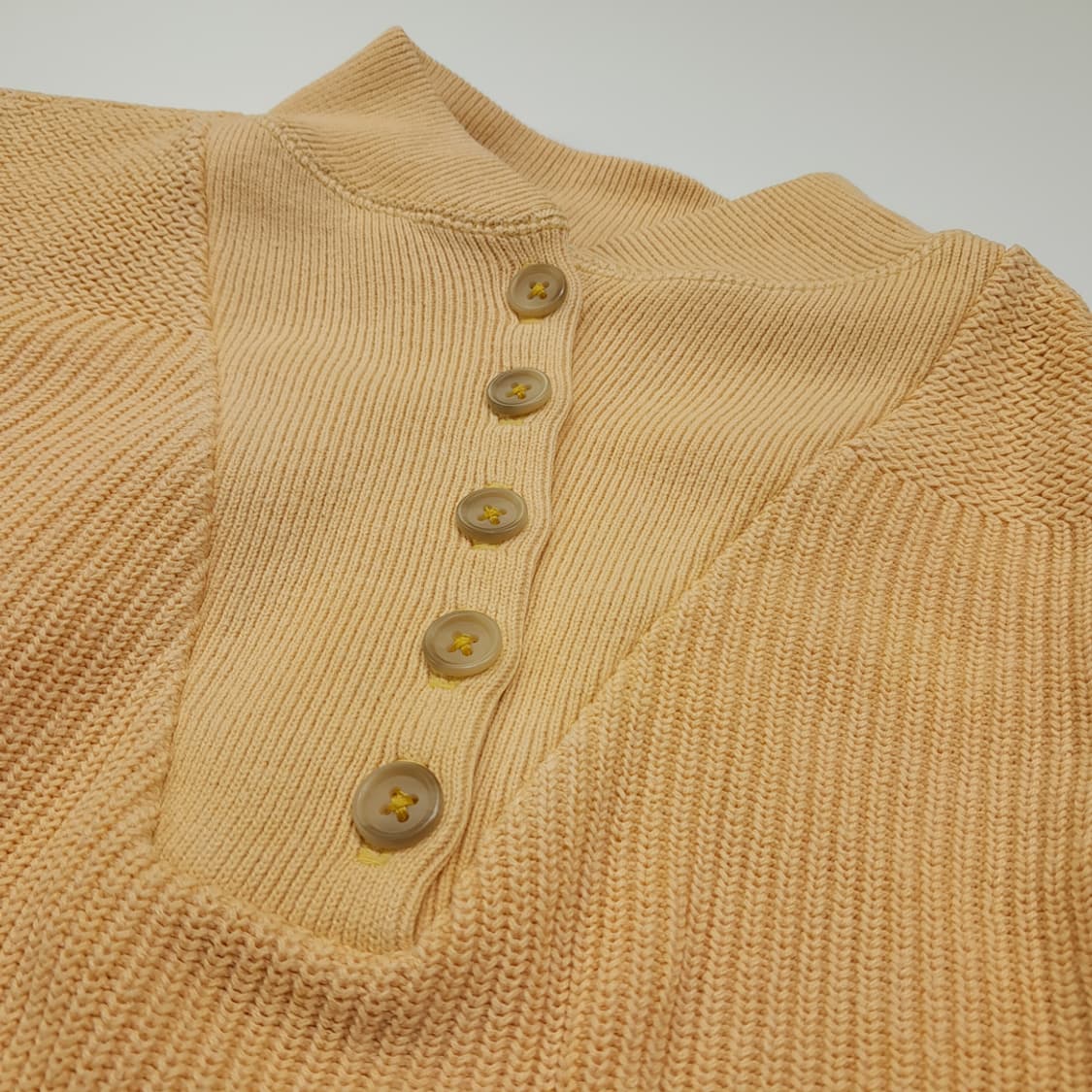 CL040 M 엘엘빈 [Made in U.S.A] 코튼 헨리넥 니트 상품이미지4