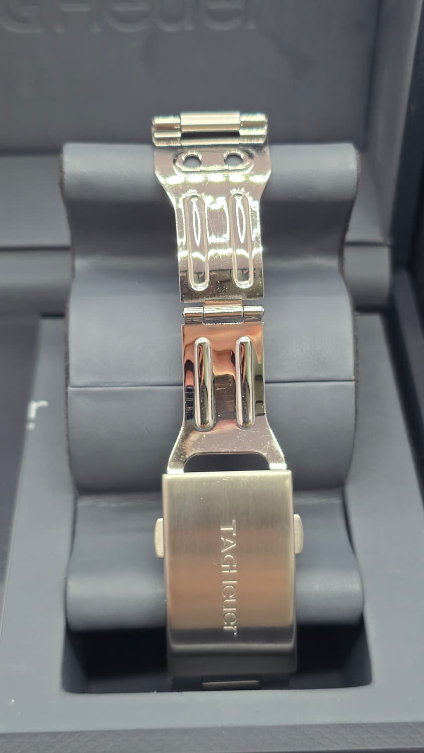 태그호이어 포뮬러1 크로노 블랙 21년 5월 쿼츠 시계 상품이미지6