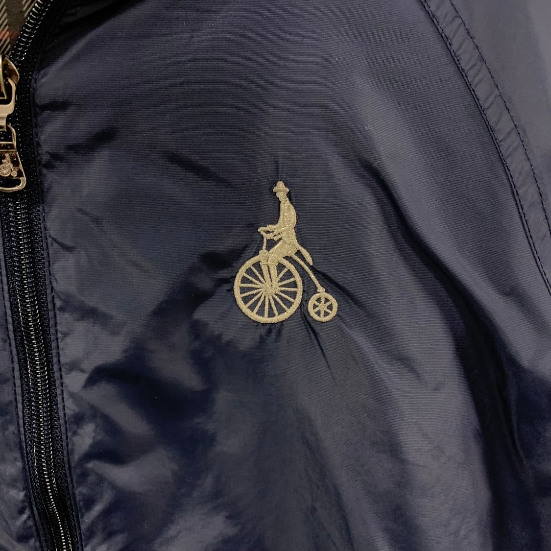 빈폴 자수로고 네이비 바람막이 후드 자켓 상품이미지4