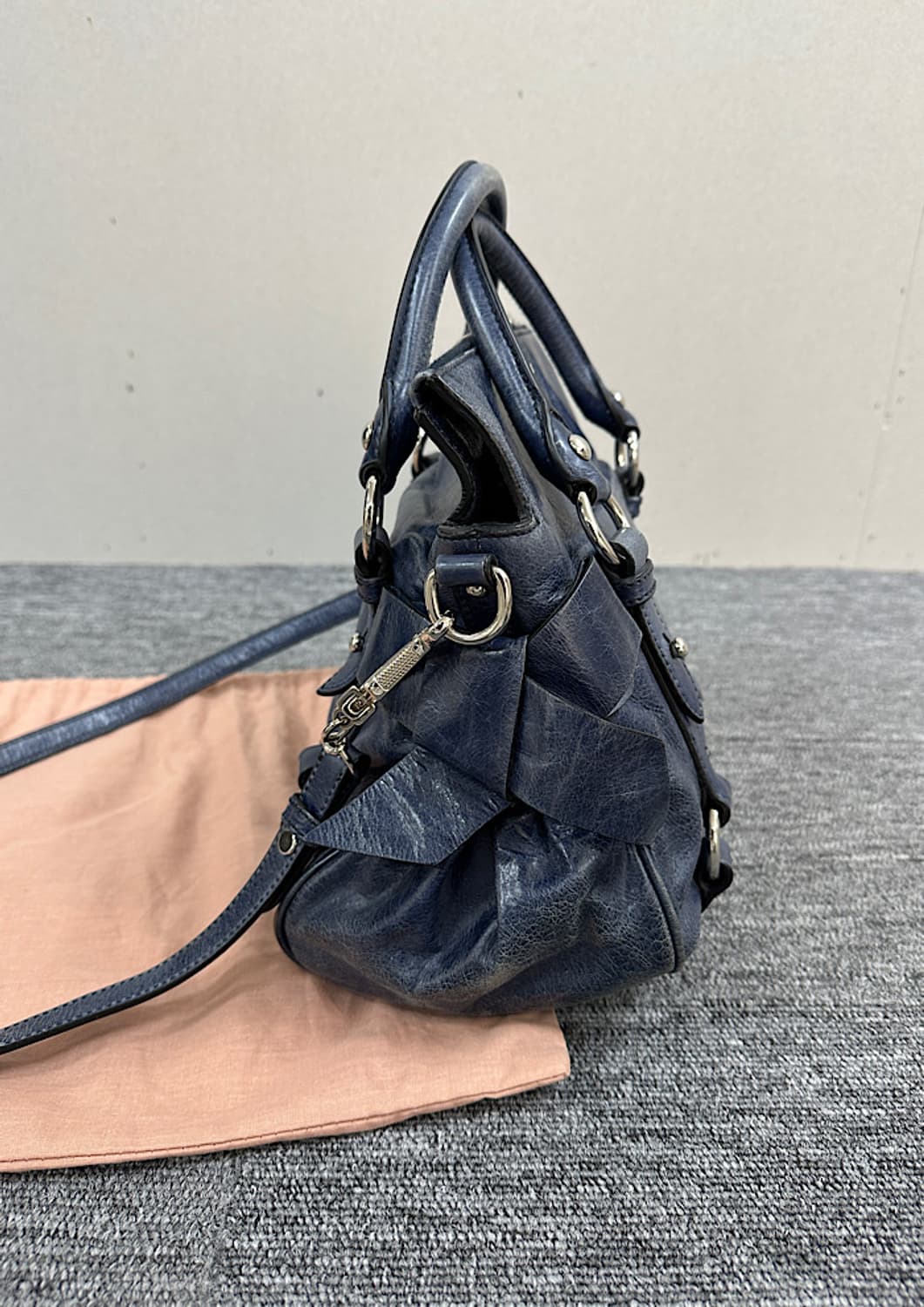 미우미우 사첼백  상품이미지6