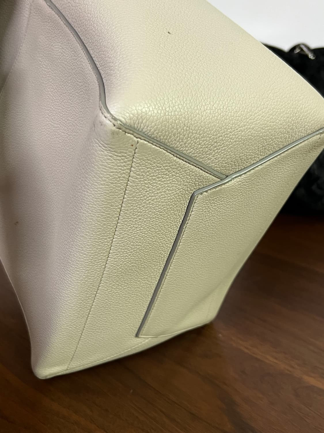 셀린느 상글 라이트 베이지 상품이미지3