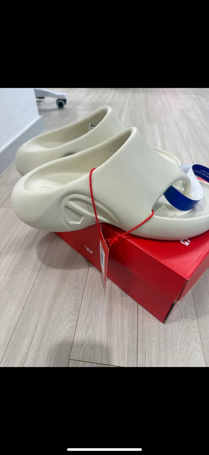 디젤 슬리퍼 아이보리 새상품 260 상품이미지3