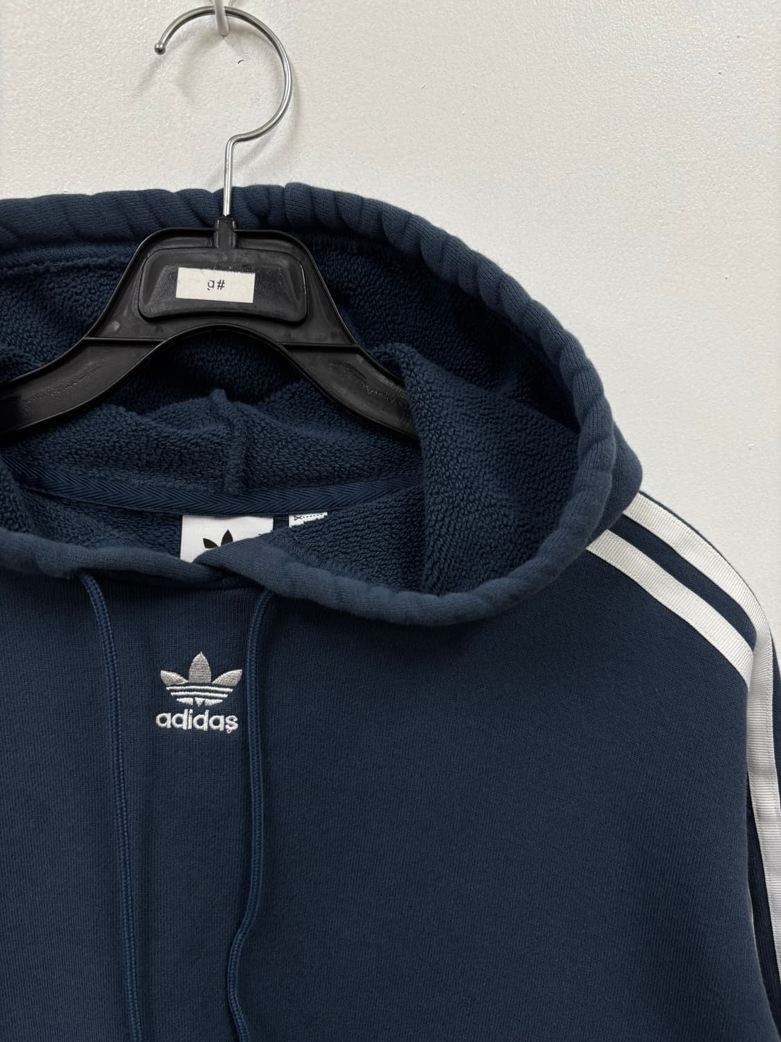 아디다스 우먼 크롭 후드티 상품이미지2