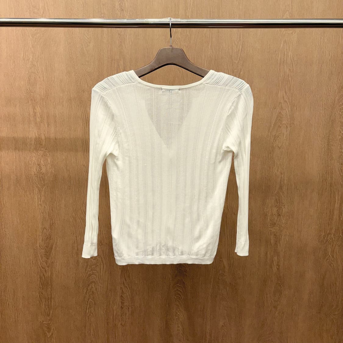 빈티지 긴팔 브이넥 가디건 세로 골지 소매 리브 마감 디테일 아이보리 상품이미지3