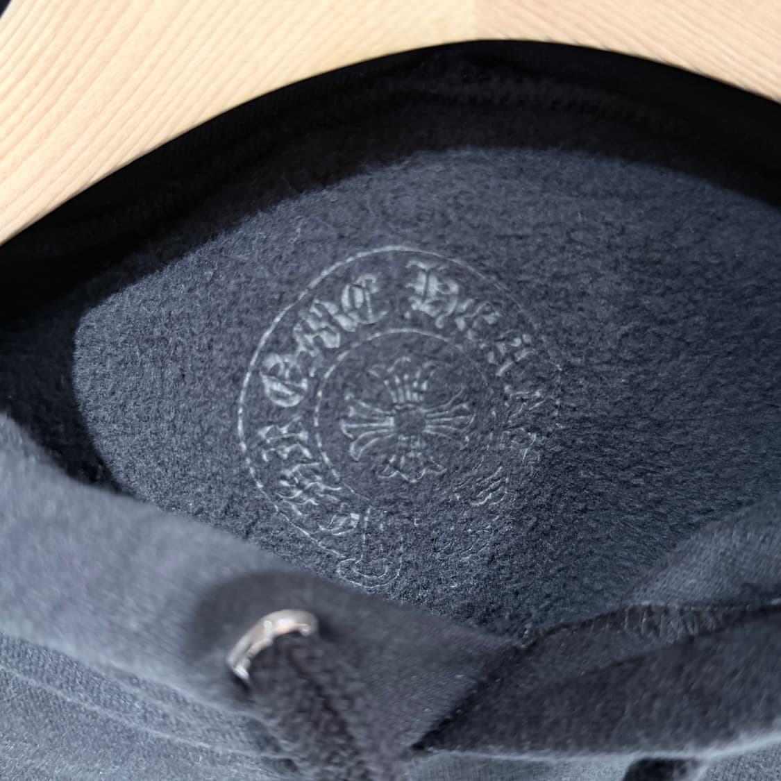 (A+/M) / 크롬하츠 1988 골드글리터 버티컬 로고 후드 상품이미지4