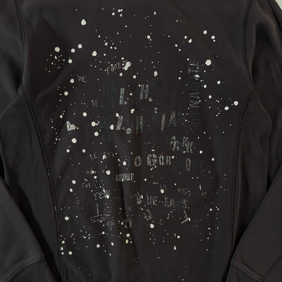 Levi's  리바이스 엔지니어드 진스 스프레이 그래픽 티셔츠 상품이미지3