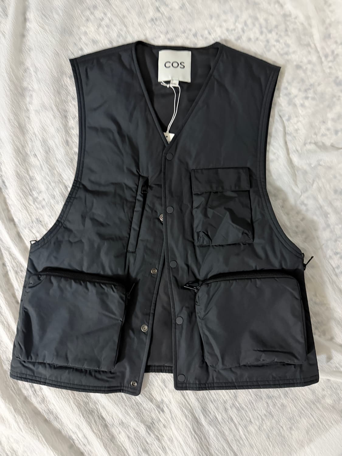 COS 패디드 유틸리티 하이브리드 질레 s 상품이미지2