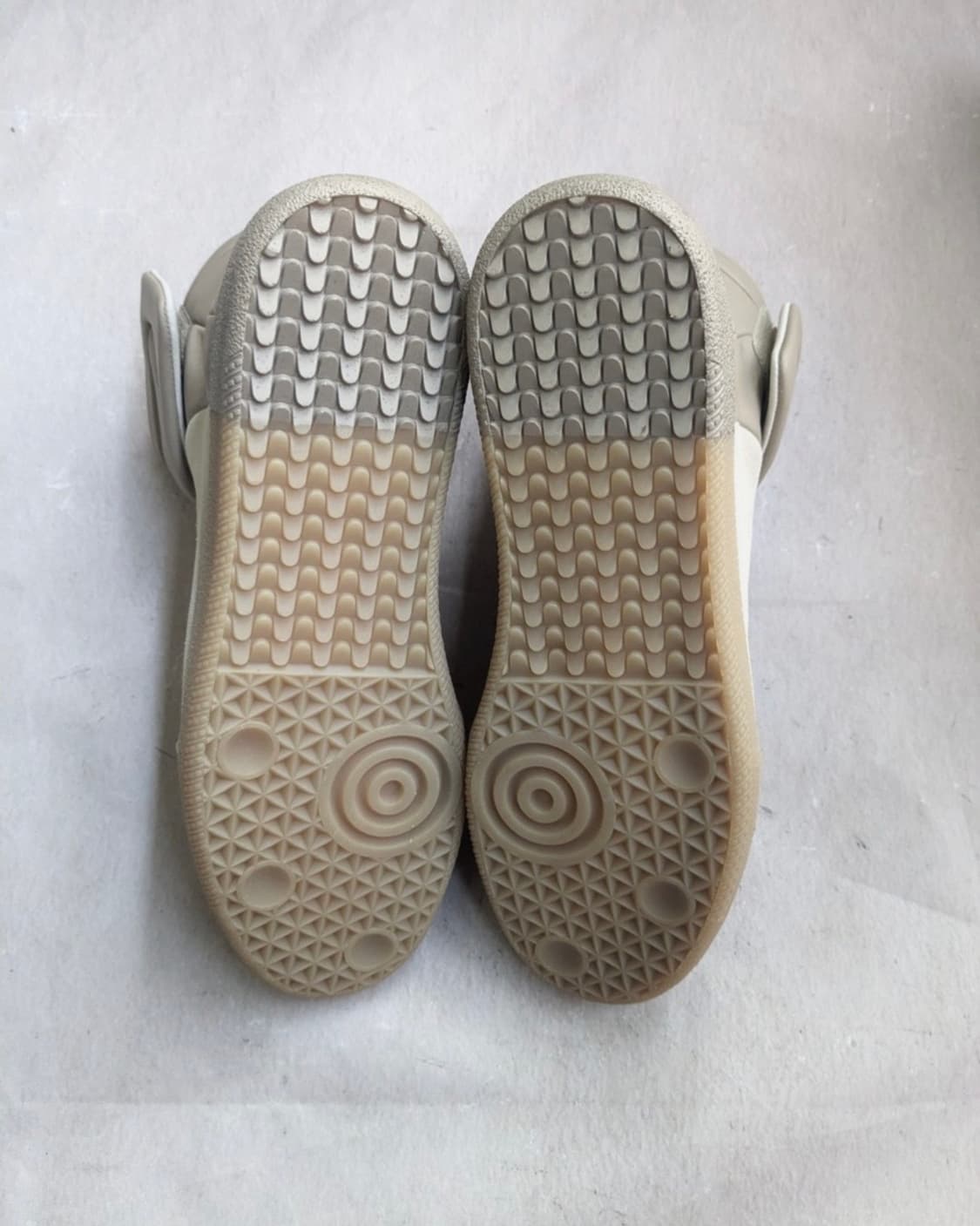 마르지엘라 퓨처 하이탑 베이지 43 상품이미지9