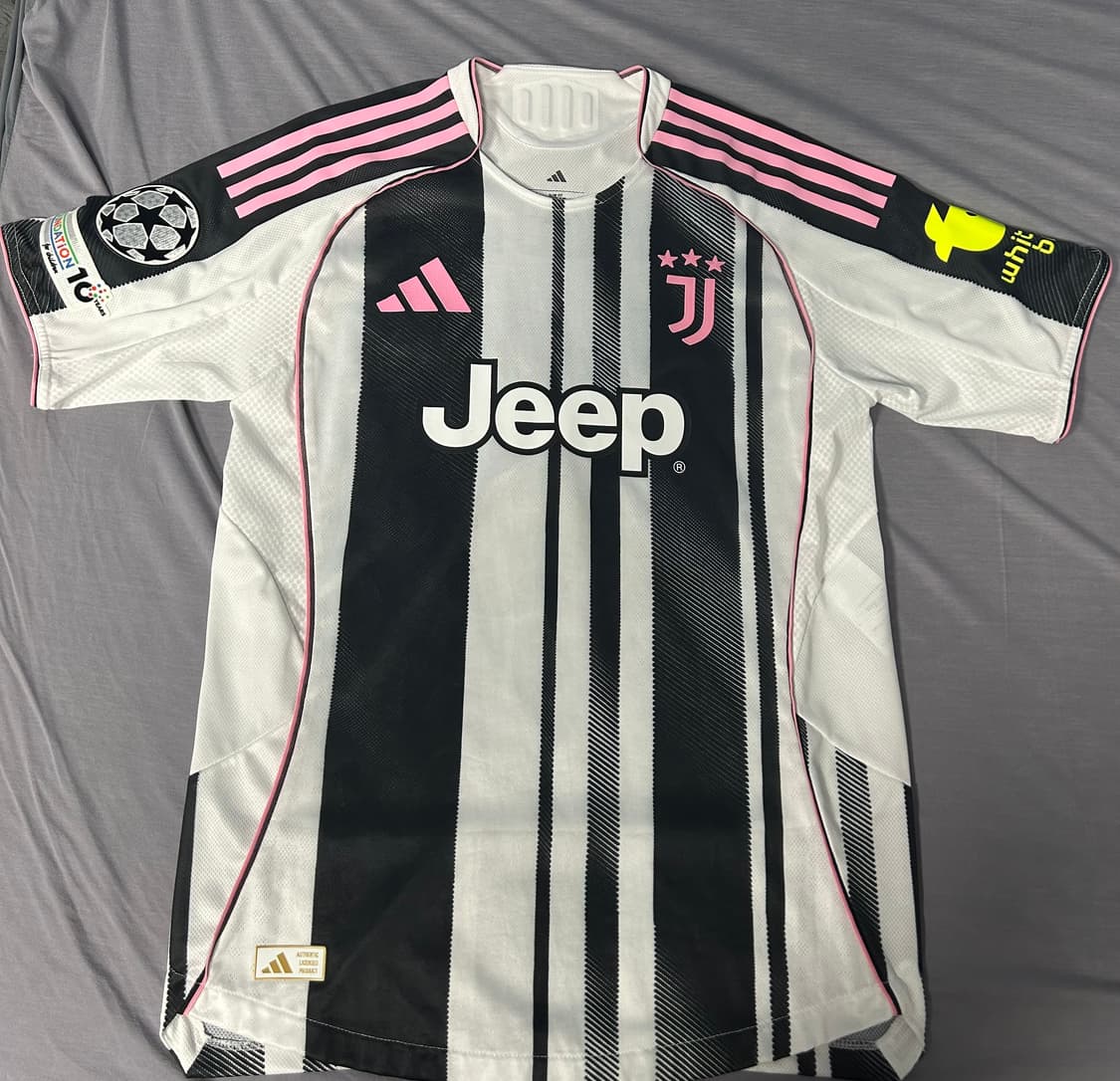 25/26 유벤투스 홈 어센틱 유니폼 상품이미지5
