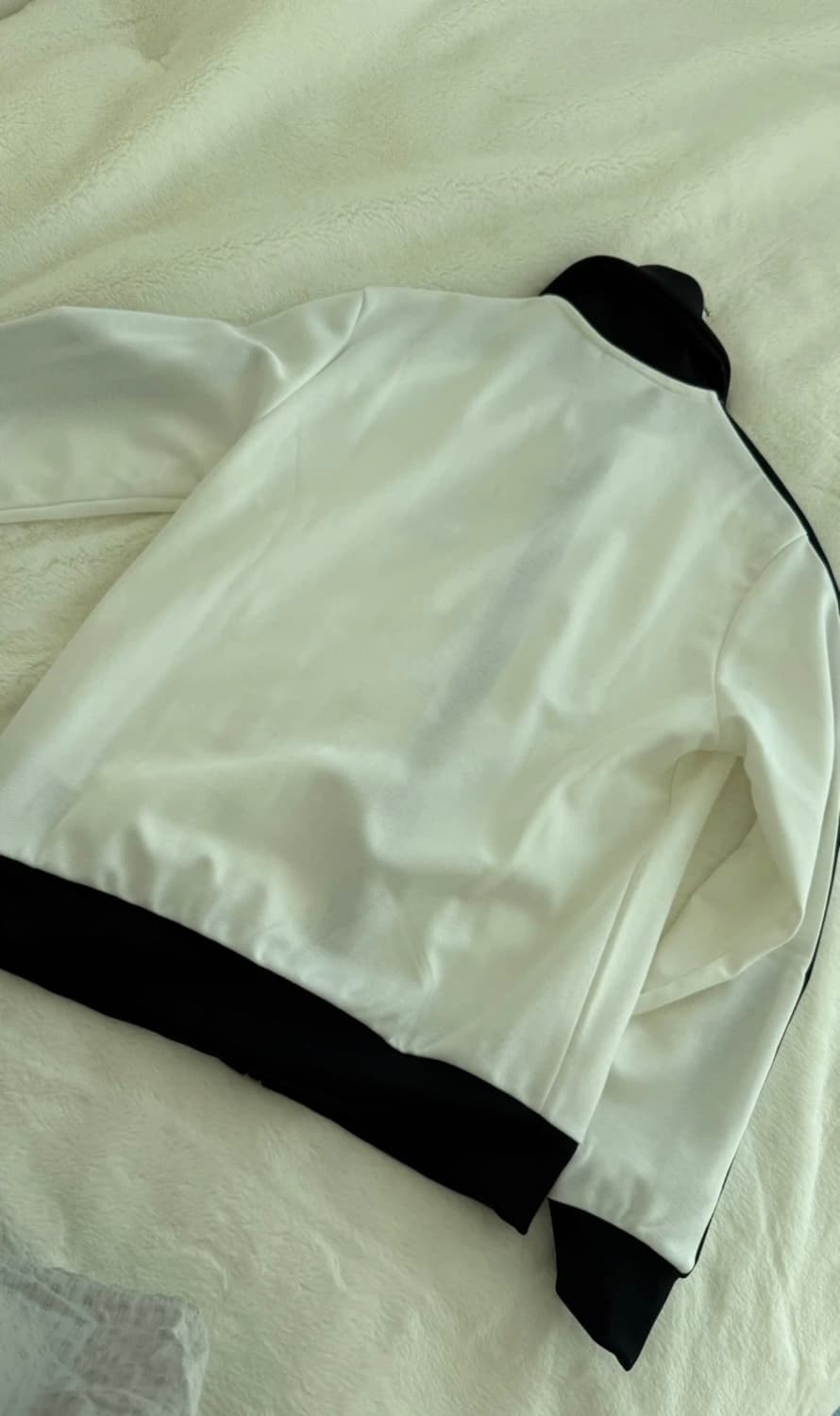 [새상품]아디다스 바겐바우어 트랙탑 M 상품이미지5