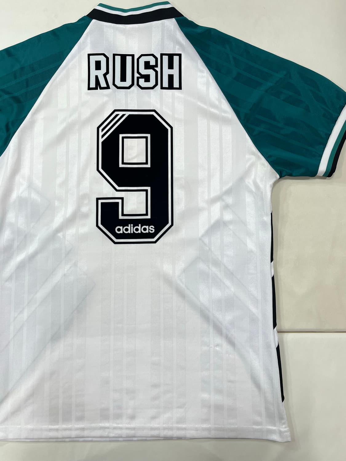 아디다스 93-95 리버풀 FC 어웨이 이안 러시 상품이미지7