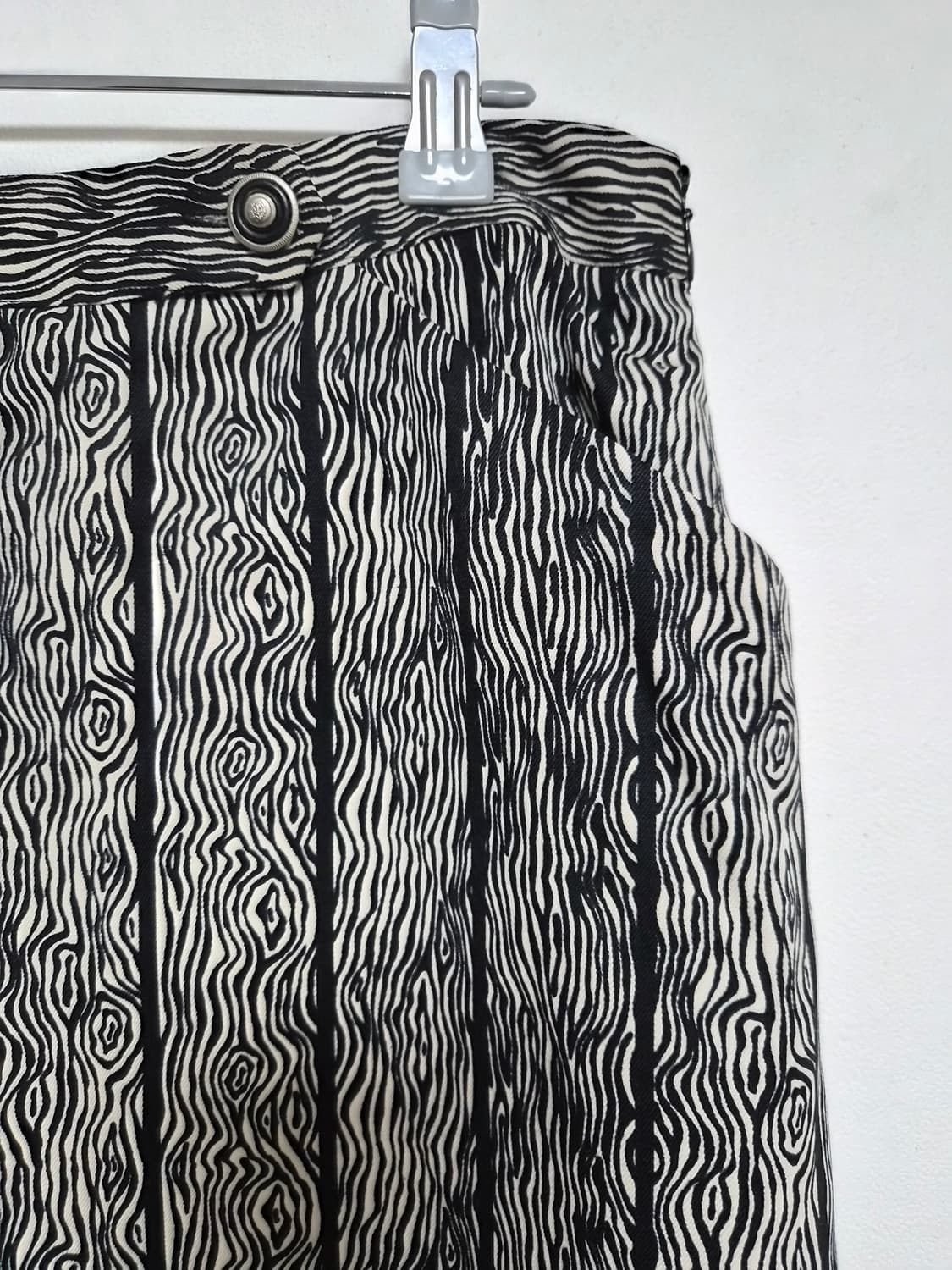 베르수스Versus 기하학 패턴스커트 46사이즈 P-134 상품이미지3