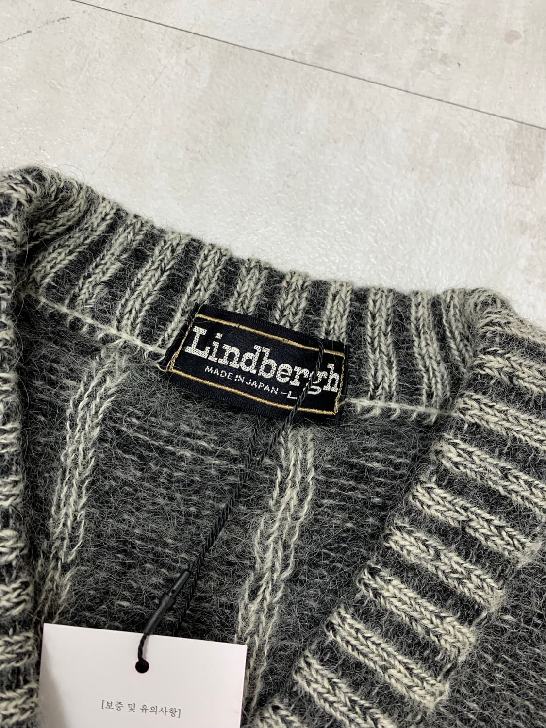 Lind bergh 패턴 브이넥 니트 #405 상품이미지4