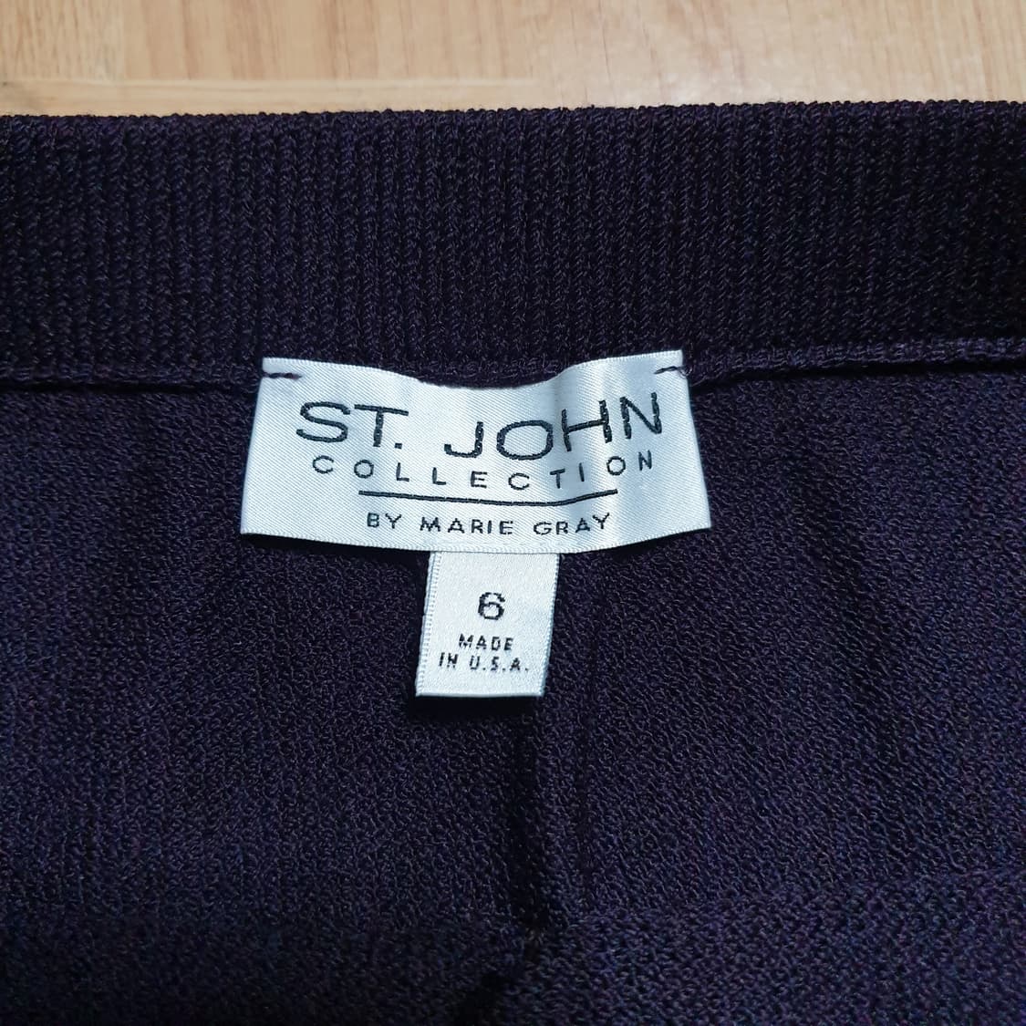 명품 ST.JOHN 센존 컬렉션 클래식 시그니처 산타나니트 밴딩 스커트 상품이미지8