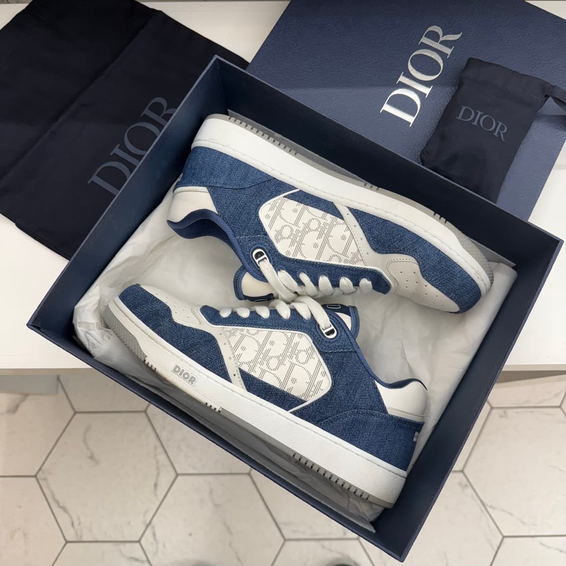 [41] 디올 b27 데님 로우 스니커즈 상품이미지1
