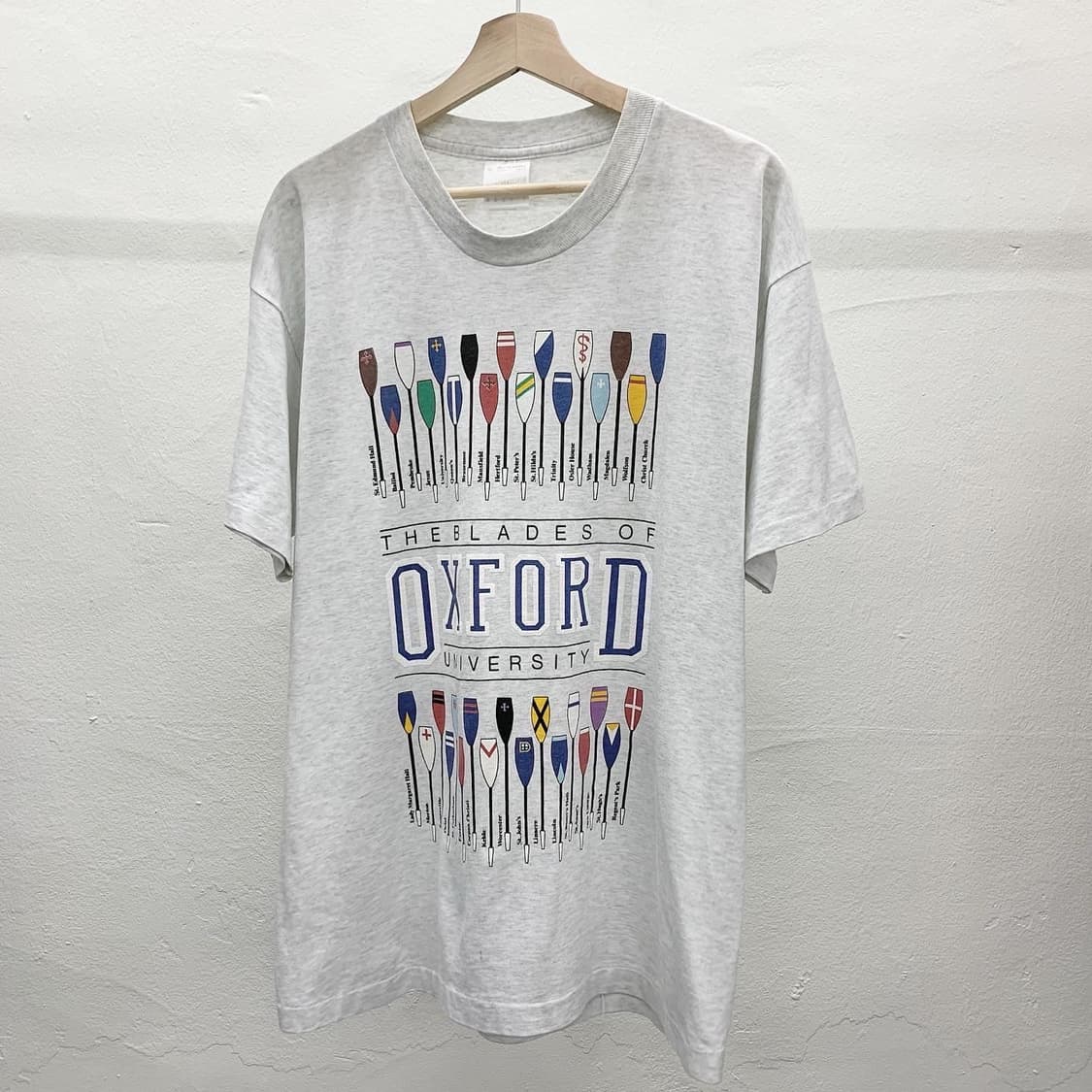 스트린스타 90s 라이트그레이 옥스포드 프린팅 티셔츠  상품이미지1