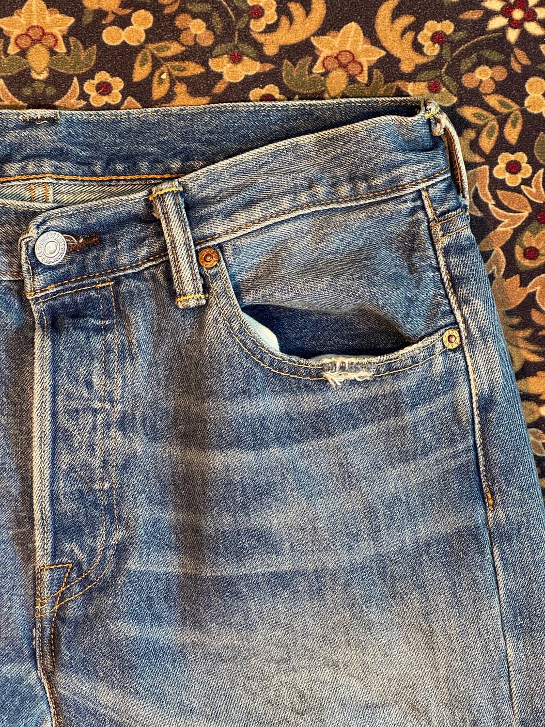 리바이스 501 데미지 리페어 패치워크 데님 상품이미지5