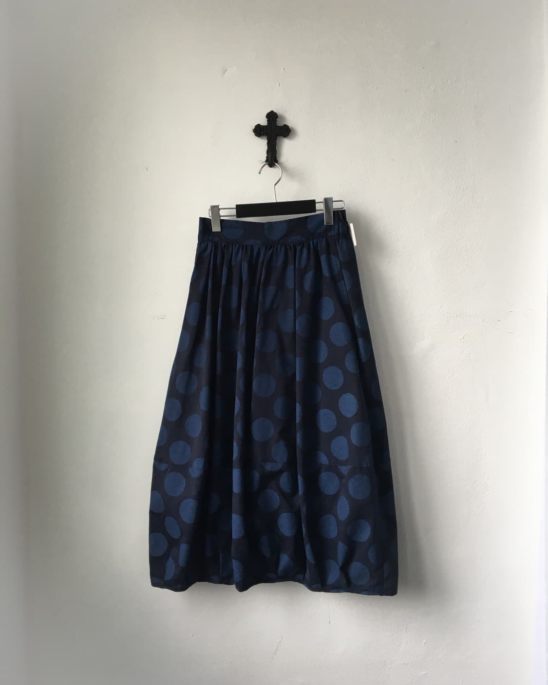 Dot pattern balloon fit long sirt 상품이미지1
