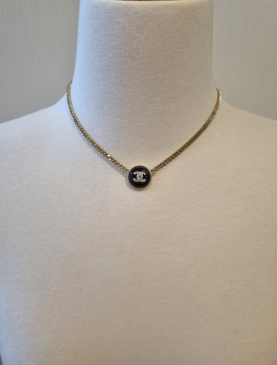 샤넬 블랙스톤 CC 체인목걸이 골드 업사이클링 상품이미지8