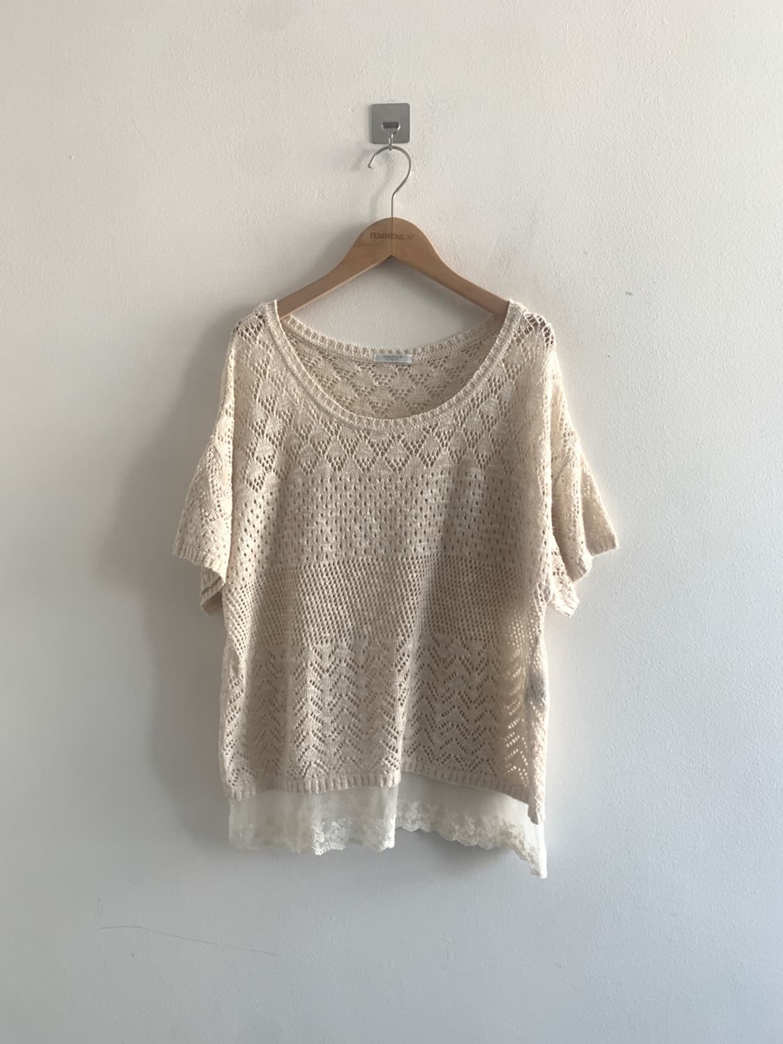 Punching u neck lace knit 상품이미지1