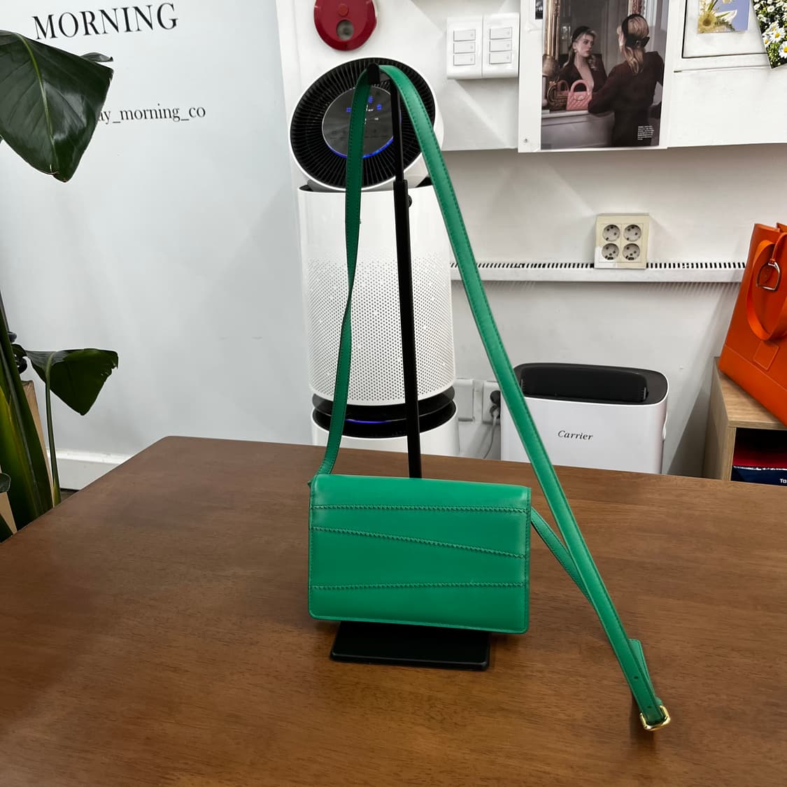 페레가모 바라 미니 크로스백 상품이미지3