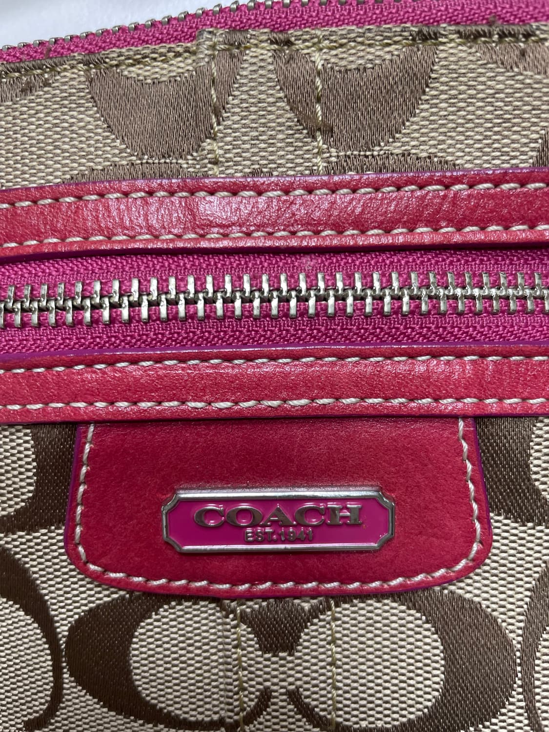 코치 시그니처 미니 크로스백 상품이미지4