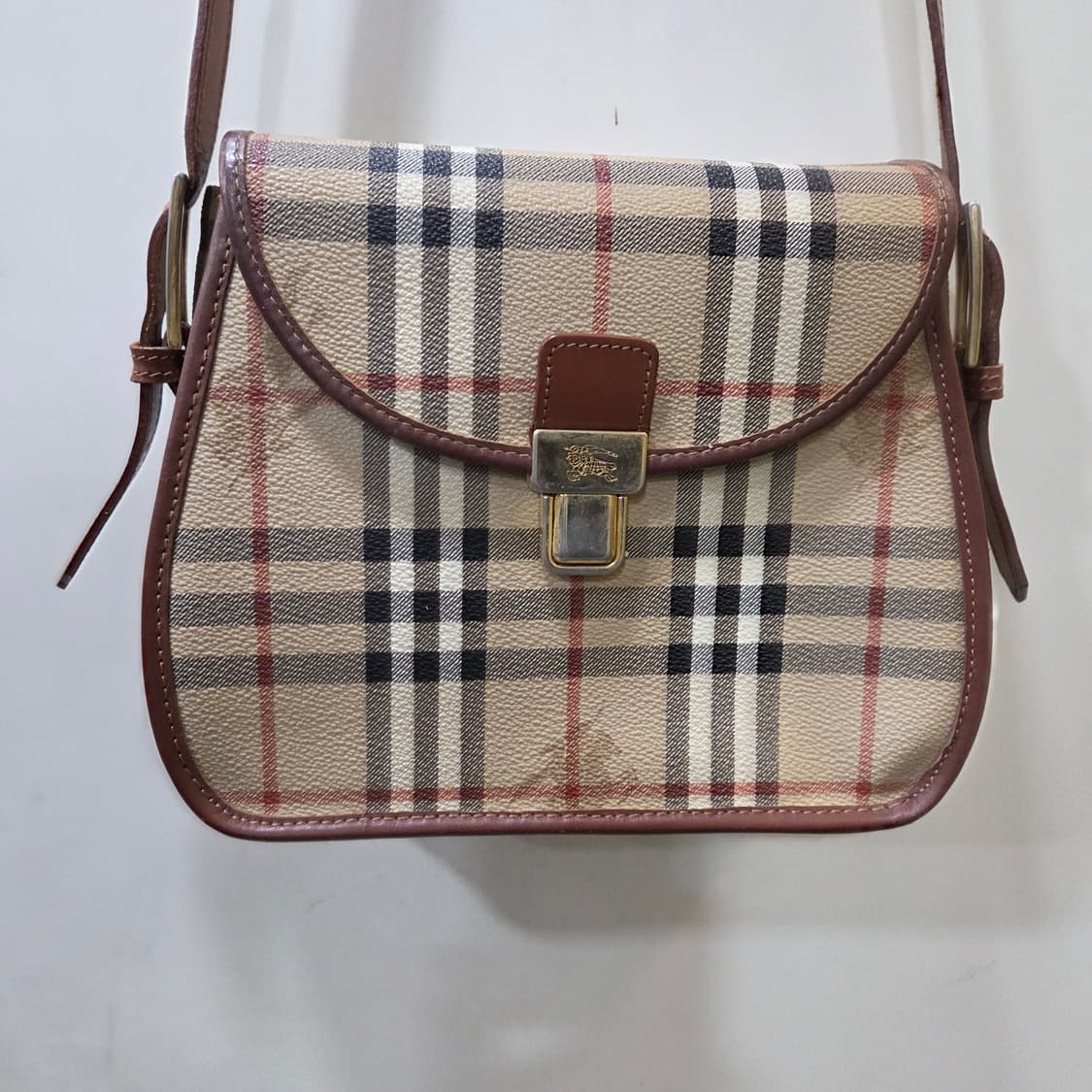 버버리 노바체크 크로스백 상품이미지1