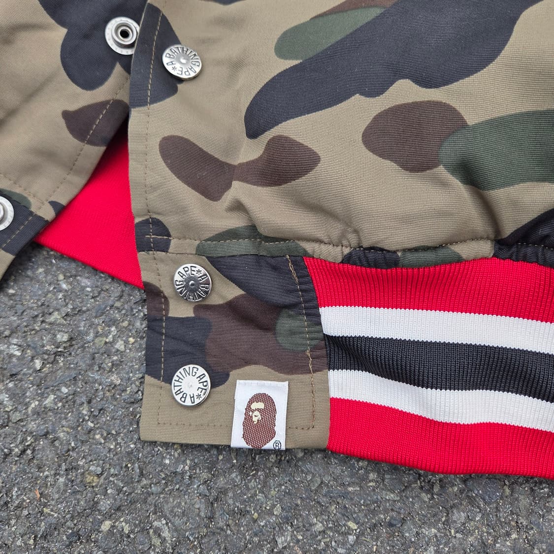 BAPE camo Varsity Jacket (made in Japan) 상품이미지4