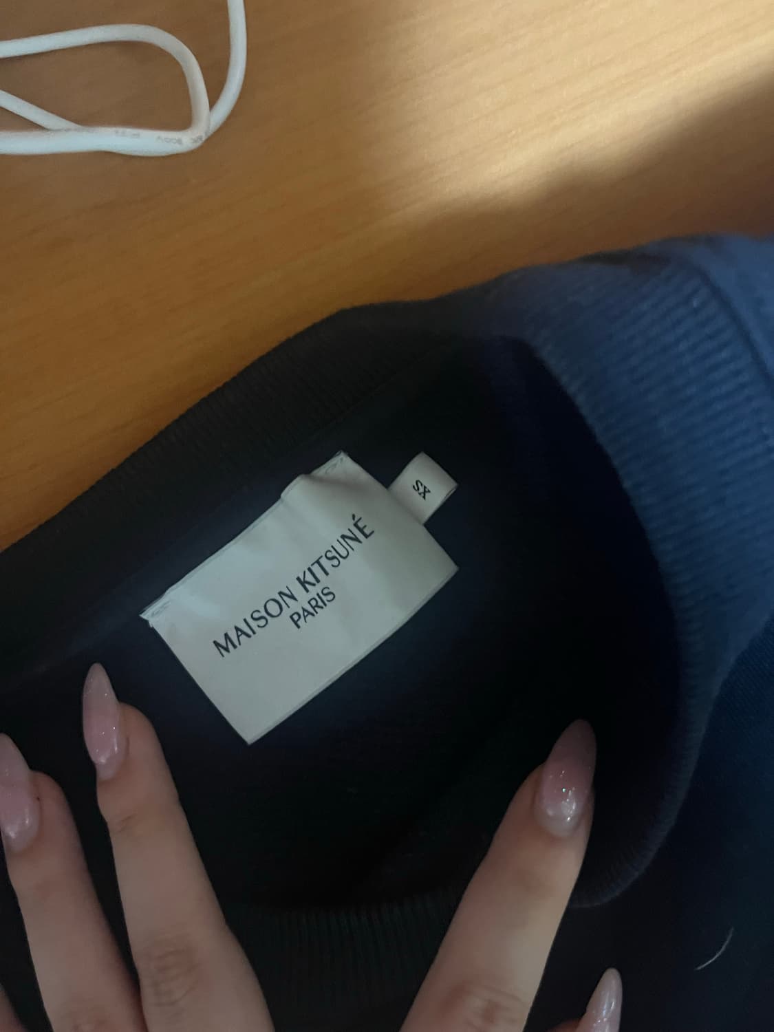 메종키츠네 우먼 긴팔 블랙xs 상품이미지2