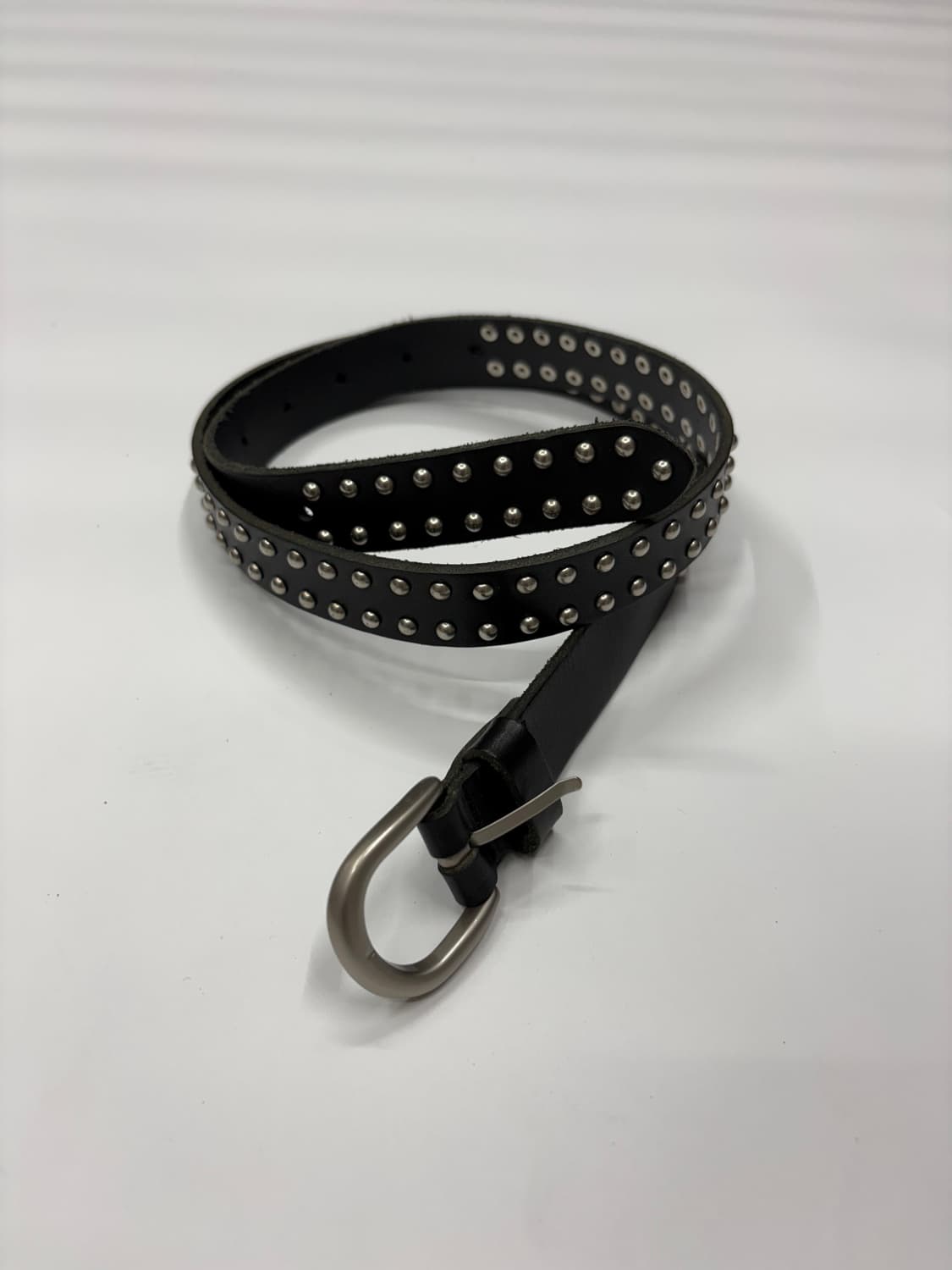 스터드 슬림 블랙 레더 벨트 Stud Slim Leather Belt   상품이미지1