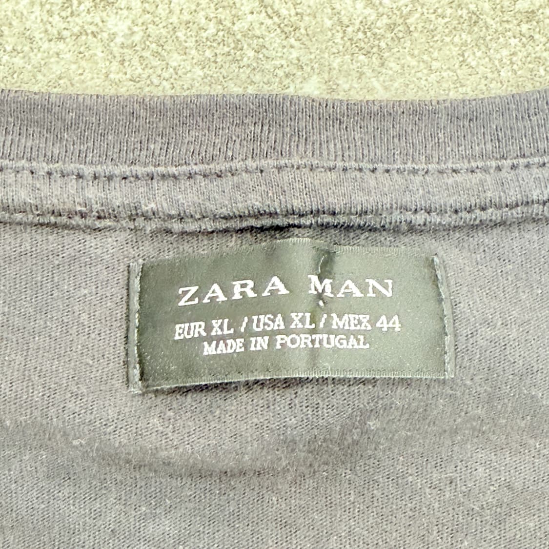 자라 ZARA ROMONES 프린팅 반팔 티셔츠(블랙)  상품이미지5