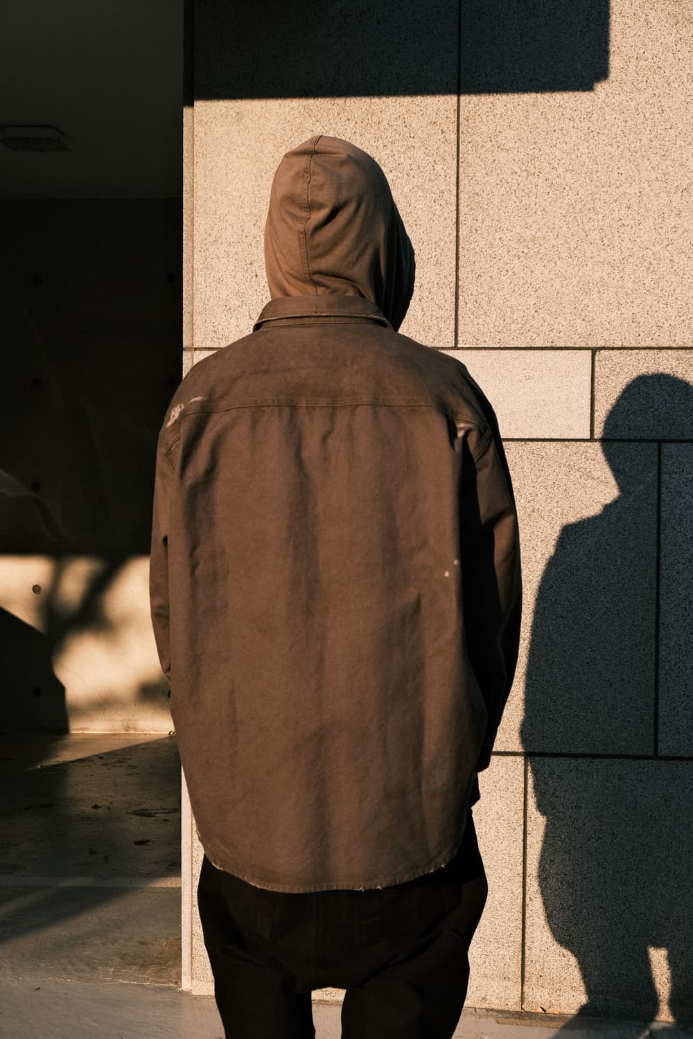 카미야 25SS 보로 덕 페인팅 셔츠 자켓 그레이 상품이미지5