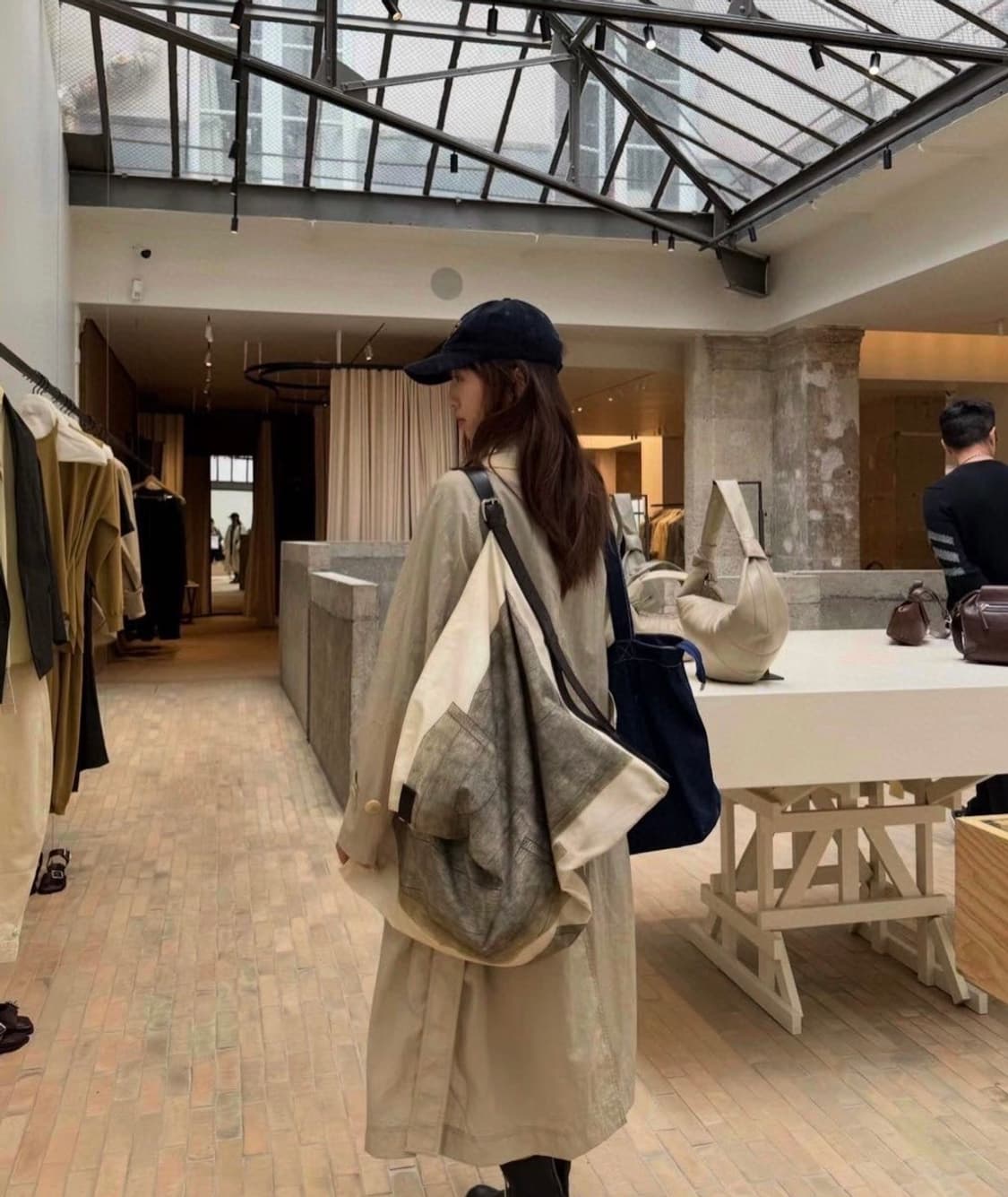 르메르 플래그백 베이지 카키 상품이미지6