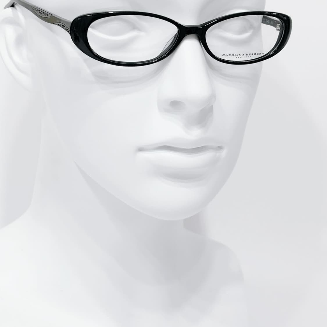 CAROLINA HERRERA 블랙 뿔테 데드스탁 빈티지안경 상품이미지5