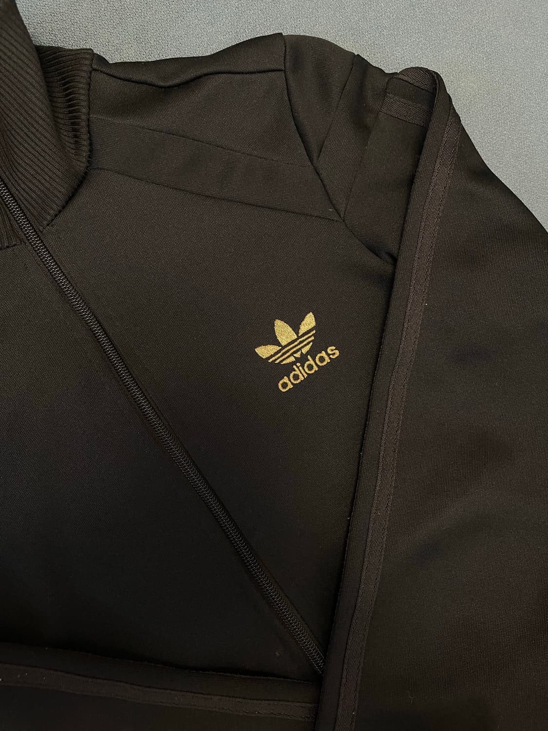 아디다스 파이어버드 검골져지 트랙탑 상품이미지3