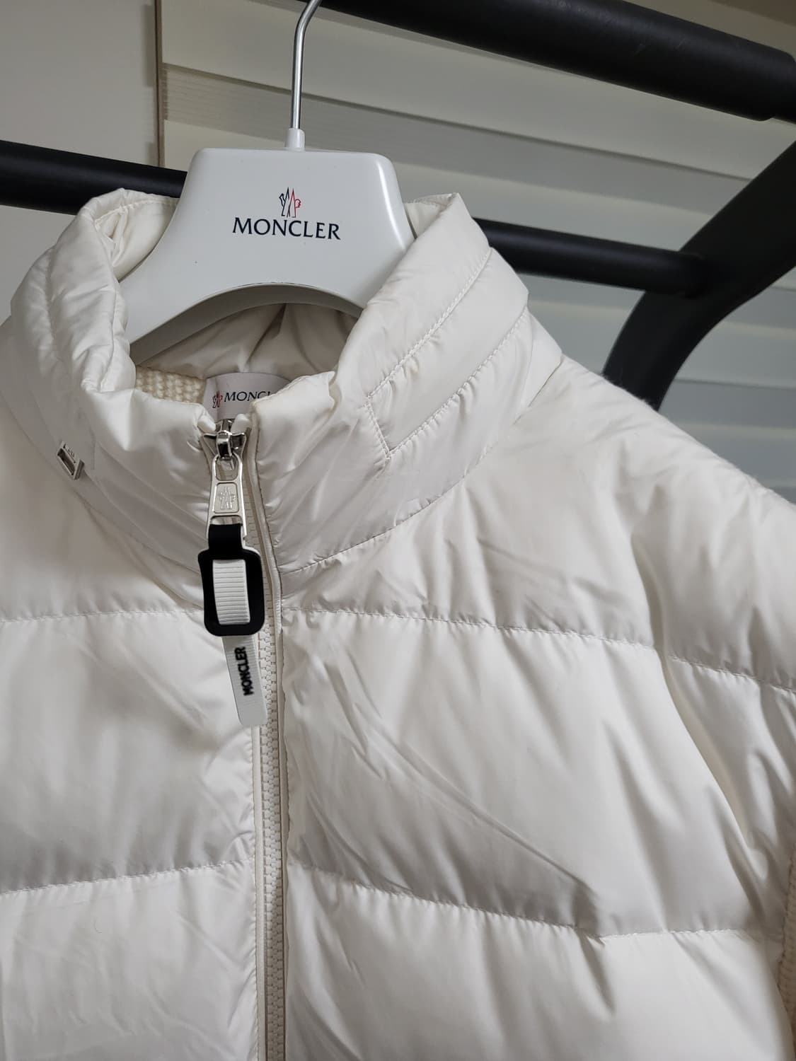 24FW 몽클레어 트리콧 니트패딩 L 상품이미지5