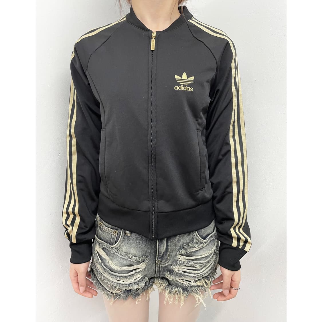 아디다스 파이어버드 검금 트랙탑 상품이미지1