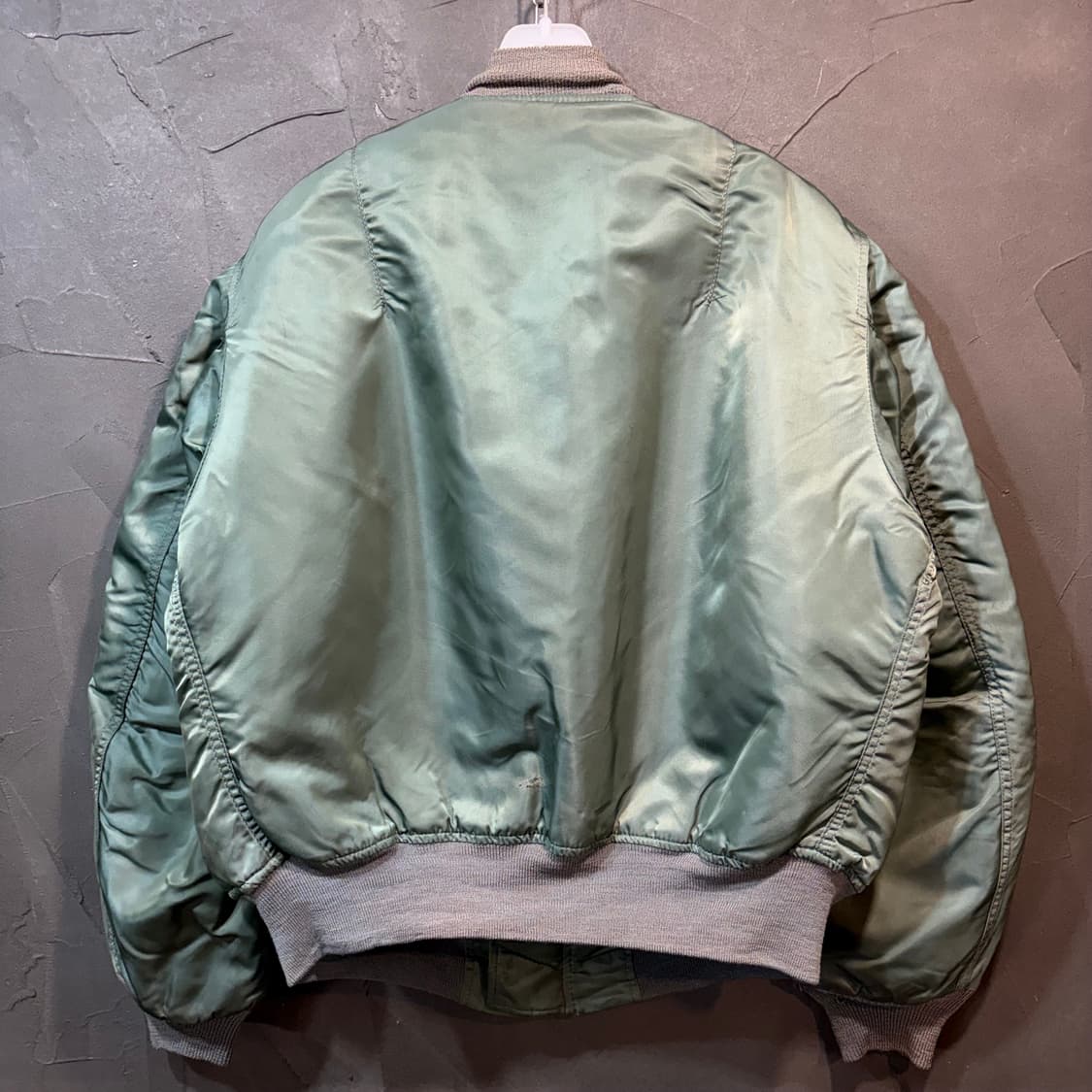 [L] ALPHA INDUSTRIES 알파인더스트리 MA-1 항공 자켓 상품이미지5