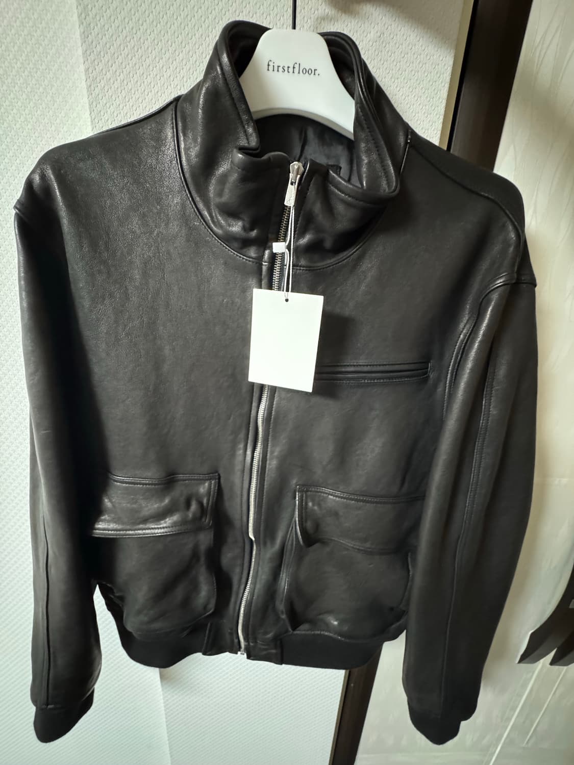 퍼스트플로어 하이넥 램 레더 48 상품이미지1