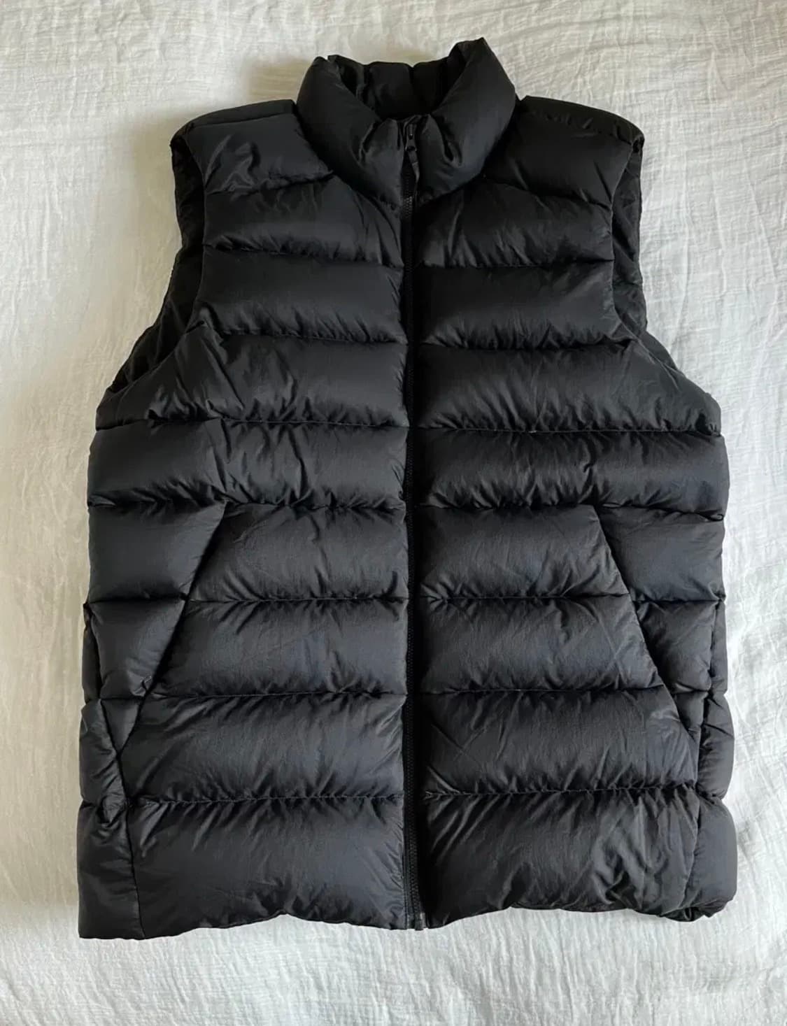 아크테릭스 다운베스트 M 상품이미지1